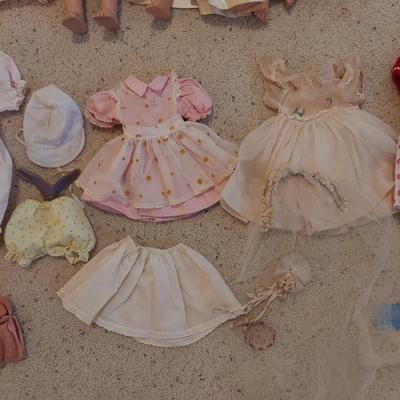 Vintage Collectable Dolls (BB2-BBL)