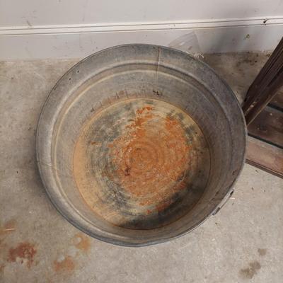 Galvanized Pail w/ Produce Crate (G-BBL)