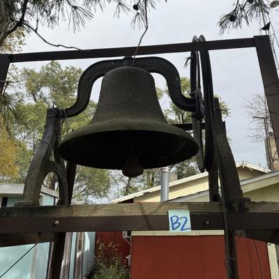 B2-Large BEAUTIFUL Cast Iron Bell