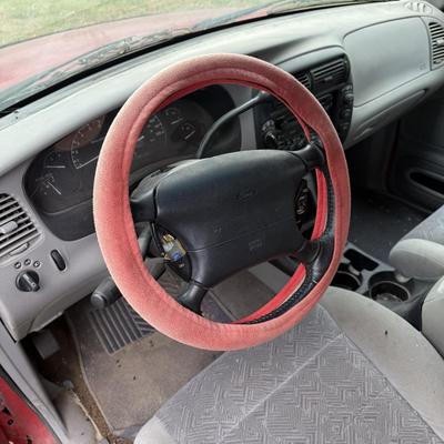 V1-1999Ford Explorer XLT