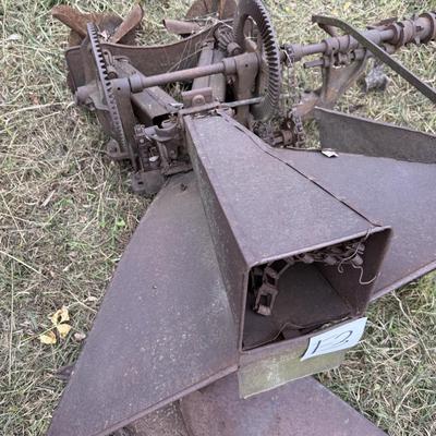 F3-Vintage horse-drawn fertilizer distributor and row maker/planter
