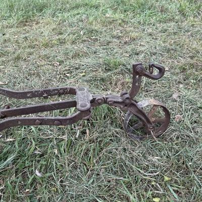 F5-walk behind plow – horse drawn