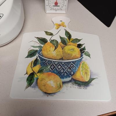 CUISINART PREP 11 PLUS FOOD PROCESSOR, SCALE, CUTTING BOARD & COOKBOOKS