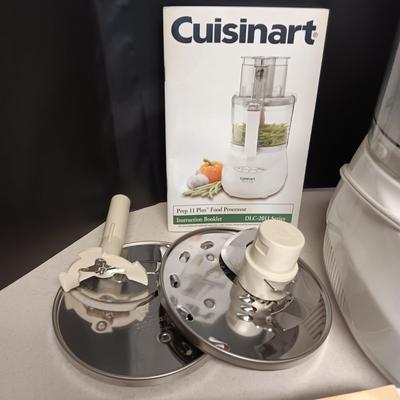 CUISINART PREP 11 PLUS FOOD PROCESSOR, SCALE, CUTTING BOARD & COOKBOOKS