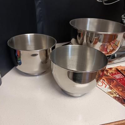 SUNBEAM STAND MIXER W/3 BOWLS