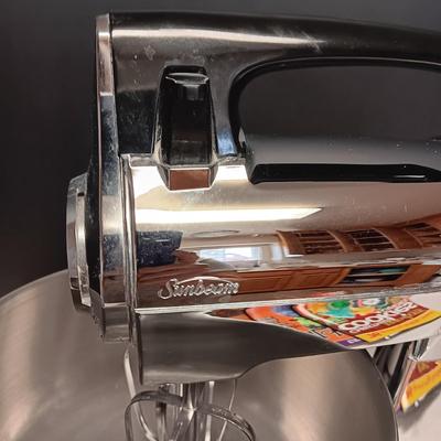 SUNBEAM STAND MIXER W/3 BOWLS