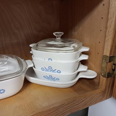 CORNING WARE BAKING DISHES AND 7 SOUP BOWLS