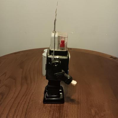 WORKING 1950’s ALPS TELEVISION SPACEMAN ROBOT MADE IN JAPAN