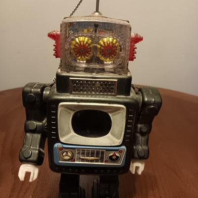 WORKING 1950’s ALPS TELEVISION SPACEMAN ROBOT MADE IN JAPAN