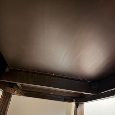 Wooden Office Desk (O-MG)