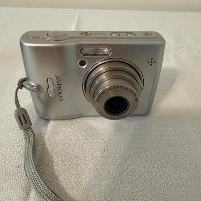 Nikon Coolpix L12 (O-MG)