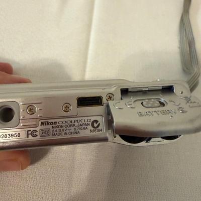 Nikon Coolpix L12 (O-MG)