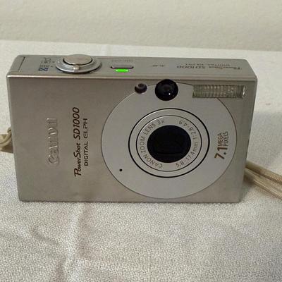 Trio of Canon Power Shot Digital Cameras (O-MG)