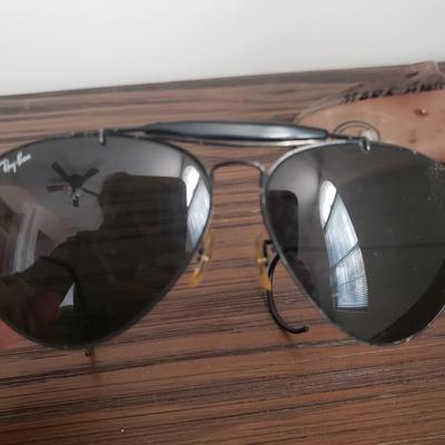 Oakley Holbrook and Ray Ban Sunglasses (O-MG)