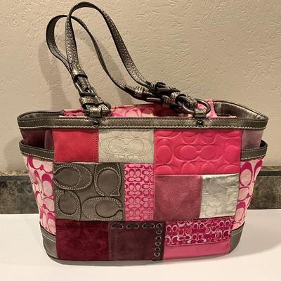 Sale Photo Thumbnail #160: .