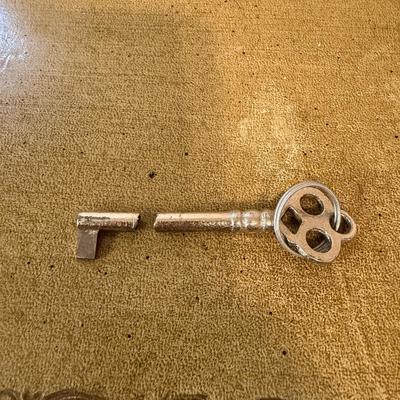 John Widdicomb Louis XV Style Tooled Leather Insert Desk (O-MG)