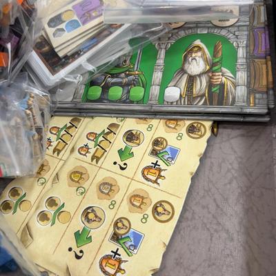 Sale Photo Thumbnail #573