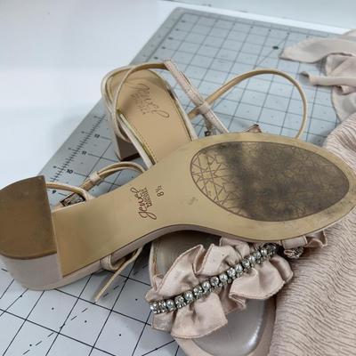 Sale Photo Thumbnail #690