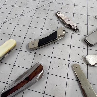 Sale Photo Thumbnail #819