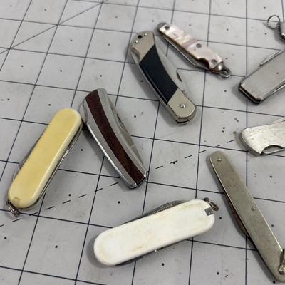 Sale Photo Thumbnail #818