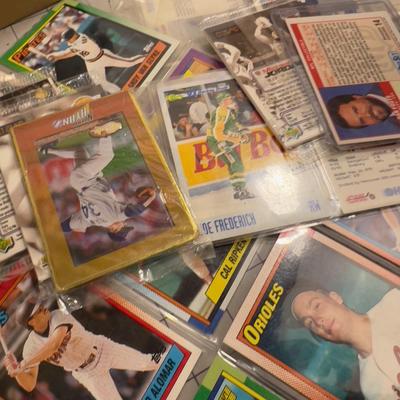 Card Collections, Mostly Baseball Cards plus A bit of Hockey & Football