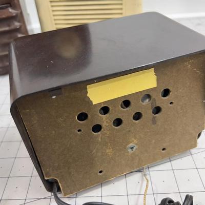 Vintage / Antique Radios (4)