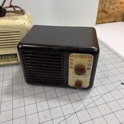 Vintage / Antique Radios (4)