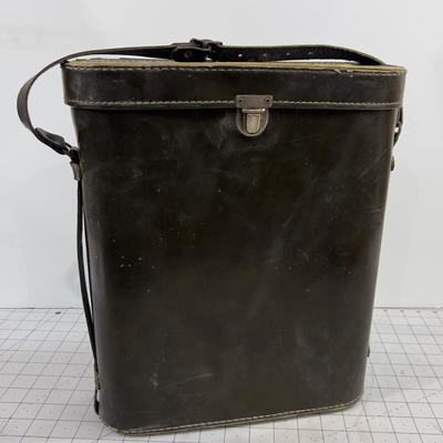 Black Stitched Bottle Case