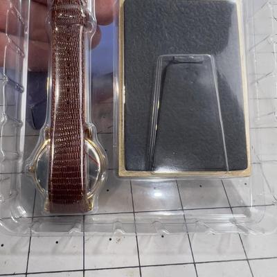 AVON Watch & Frame Set of AMERICA EAGLE.