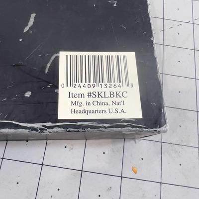 MAXAM Scrimshaw Folding Knife