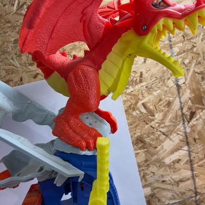 The DRAGON TOY