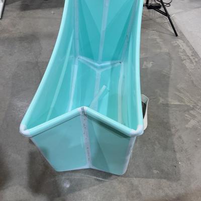 Portable Plastic Folding Tub