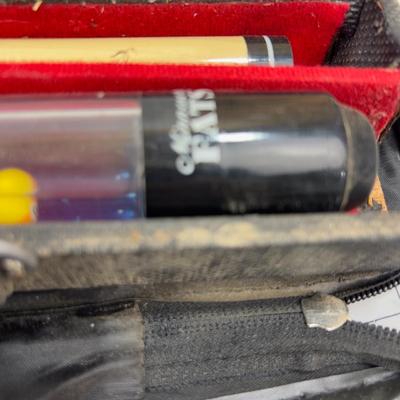 2 Pool Sticks; Minnesota Fats and Budweiser