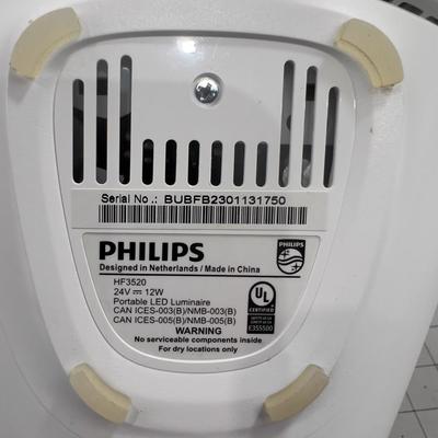 Phillips LED Lamp and Radio AM / FM