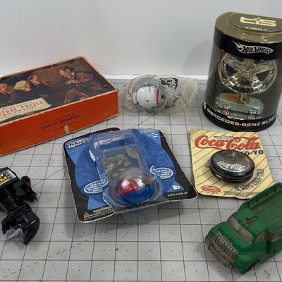 Mixed TOY Lot: Army truck, Yo-Yo, Hot Wheel, Boat Motor