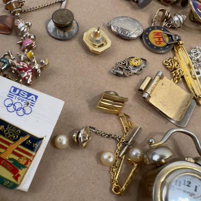 Junk Drawer Clean Out: Pins, Jewelry, Key Chains, Figurines ETC. 