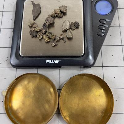 Un-known Mistry   Metal??? 18 Grams