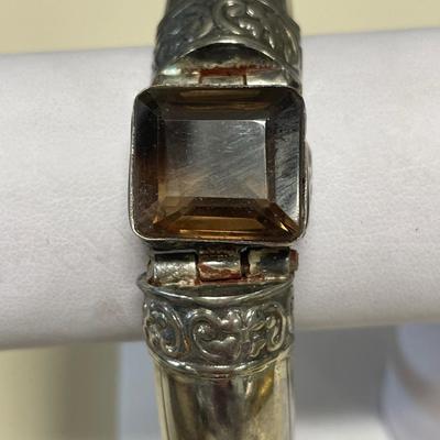 Large stone bracelet & more