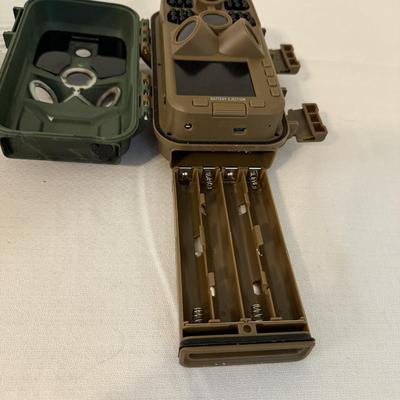 Cam Park Digital Trail Cameras & Sakar Tripod (O-MG)