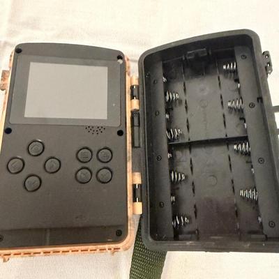 Cam Park Digital Trail Cameras & Sakar Tripod (O-MG)