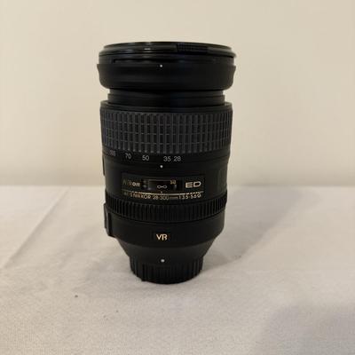 Nikon AF-S Nikkor 28-300 MM SWM VR ED IF Aspherical Lens (O-MG)