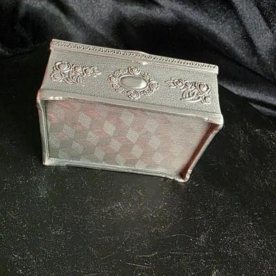 Vintage Floral Embossed Metal Jewelry Box – Velvet-Lined Trinket Chest with Antique Silver Finish (2.75" x 2" x 1")