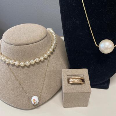 Pearls and Anne Klein necklace with stacking rings
