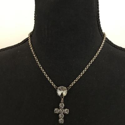 RMD crystal cross Silver tone necklace very beautiful very nice gray blue crystal cross pendant necklace