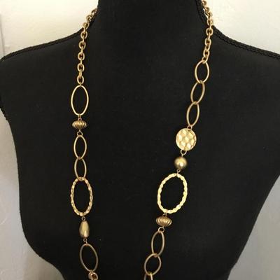 Very nice satin gold, toned, hammered statement, necklace