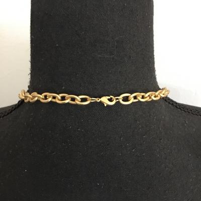 Very nice satin gold, toned, hammered statement, necklace