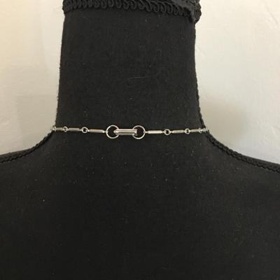 Gorgeous, silver toned, crystal rhinestone, art deco necklace excellent condition