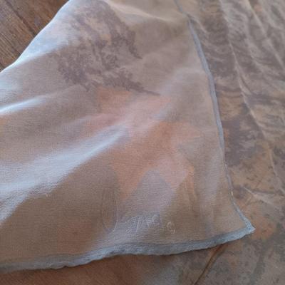 LOT 7: Handkerchiefs (Bill Blass, Usna & More), Sun Hats, Fashion Art & Wire Basket