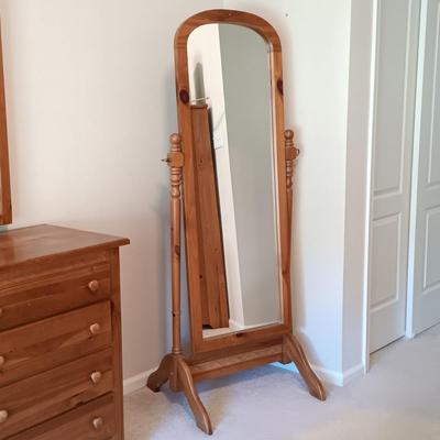 LOT 9: Solid Wood Free Standing Mirror