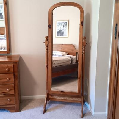 LOT 9: Solid Wood Free Standing Mirror